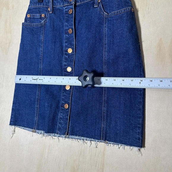 GAP Women’s Blue Denim A-Line Skirt with Button Detail Size 27 Petite - Picture 6 of 11